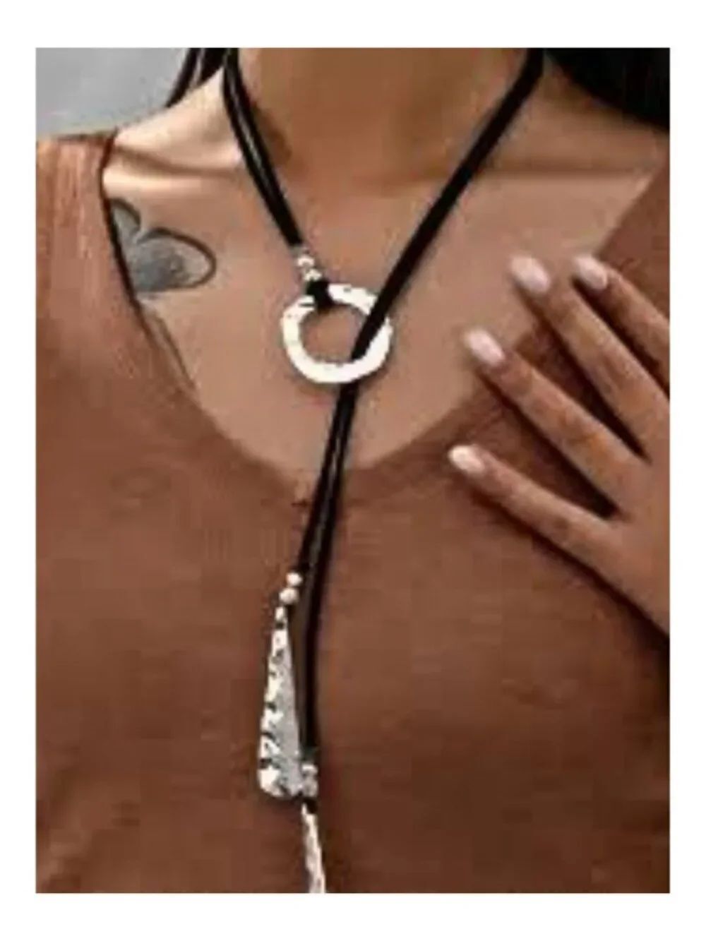 NWT Bohemian Minimalist Textured Long Teardrop Pendant Cord Necklace Silver-Tone